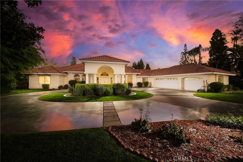 7301 Calle Sagrada, Bakersfield, CA 93309