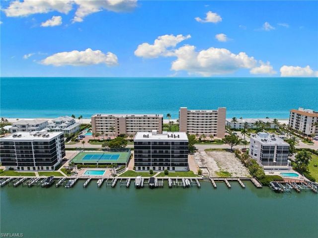 10482 Gulf Shore DR 251, Naples, FL 34108