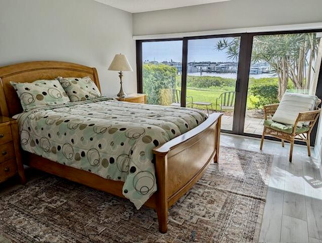 1640 Twelve Oaks Way 101, North Palm Beach, FL 33408