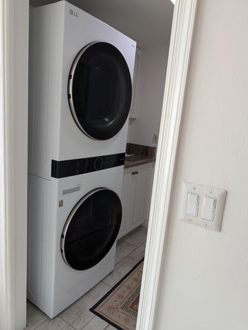 1640 Twelve Oaks Way 101, North Palm Beach, FL 33408