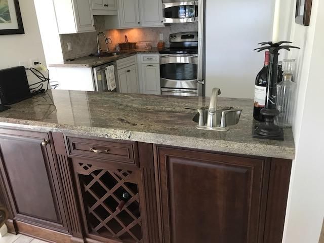 1640 Twelve Oaks Way 101, North Palm Beach, FL 33408