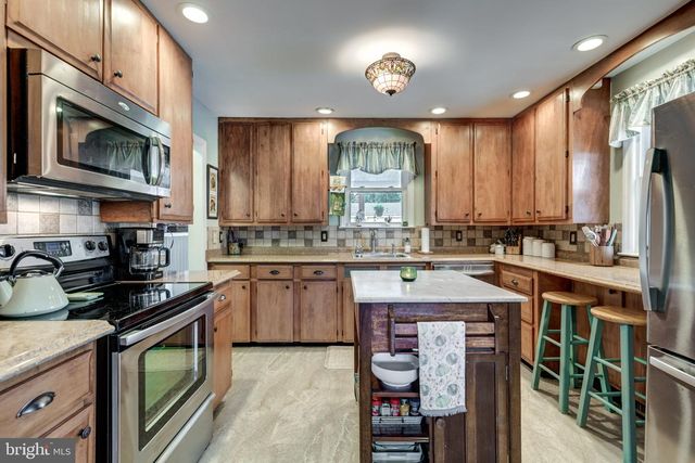 701 LONGVIEW AVE, Westminster, MD 21157