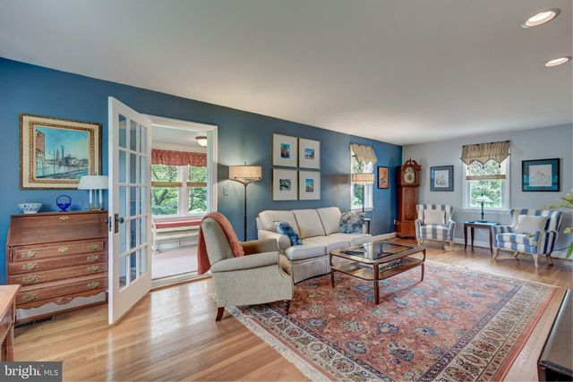 701 LONGVIEW AVE, Westminster, MD 21157