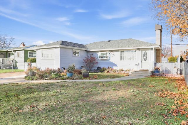 1423 E LACROSSE Ave, Spokane, WA 99207