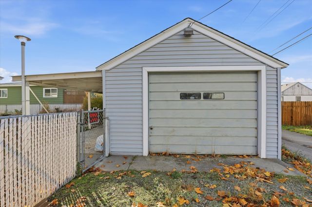 1423 E LACROSSE Ave, Spokane, WA 99207