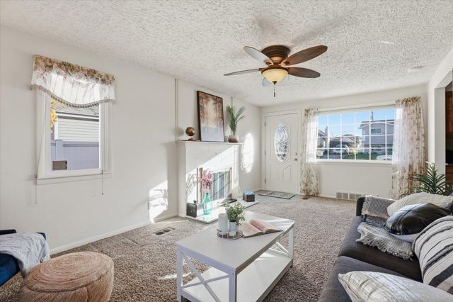 1423 E LACROSSE Ave, Spokane, WA 99207