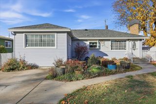 1423 E LACROSSE Ave, Spokane, WA 99207