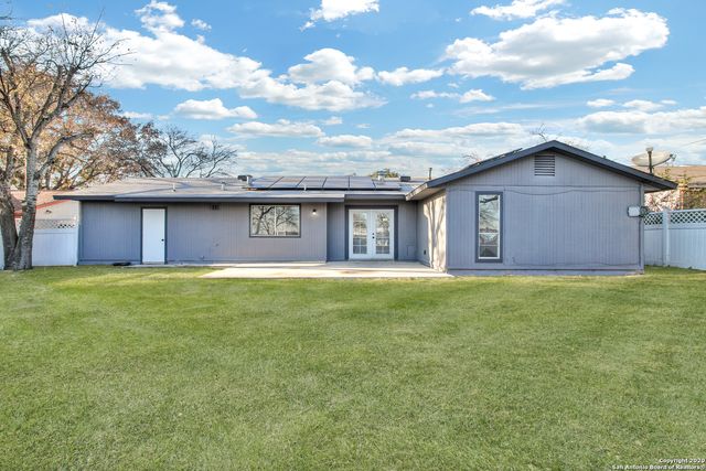 4242 BAYLISS ST, San Antonio, TX 78233