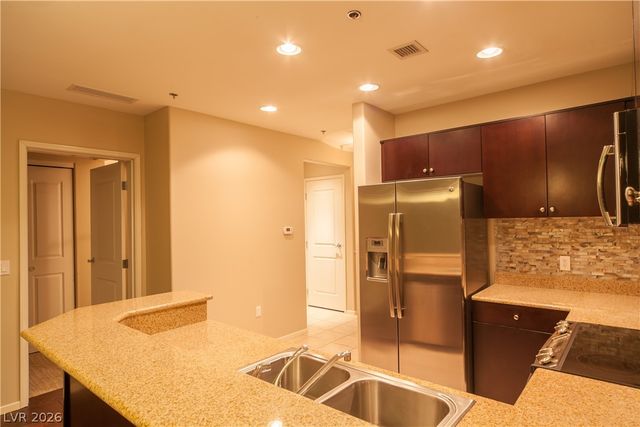 8255 South LAS VEGAS Boulevard 1104, Las Vegas, NV 89123