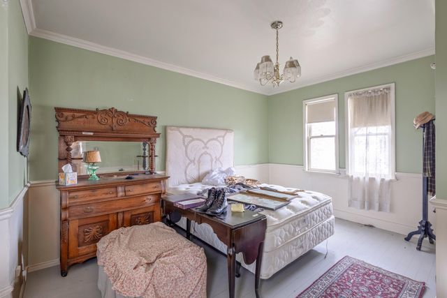 305 W 1st Street, Prineville, OR 97754