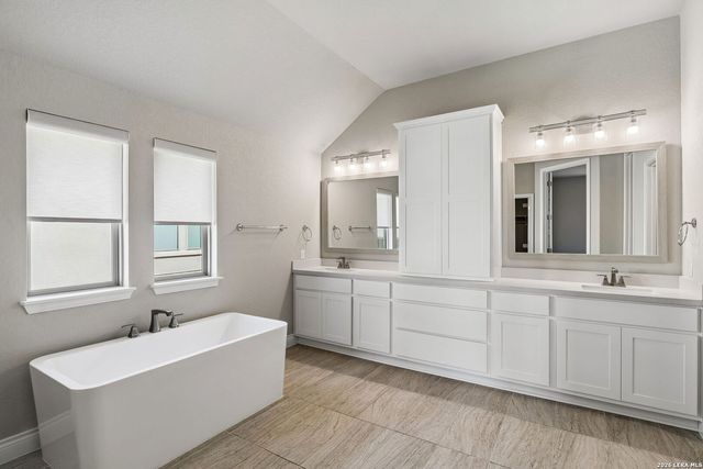 543 Orchard, New Braunfels, TX 78132