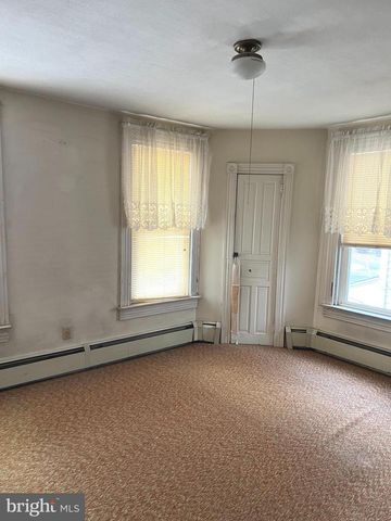 234 E WALNUT ST, Kutztown, PA 19530