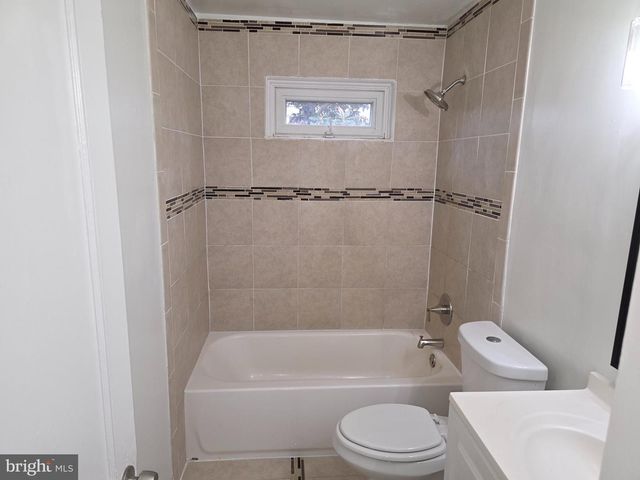 2628 NORTHSHIRE DR, Baltimore, MD 21230