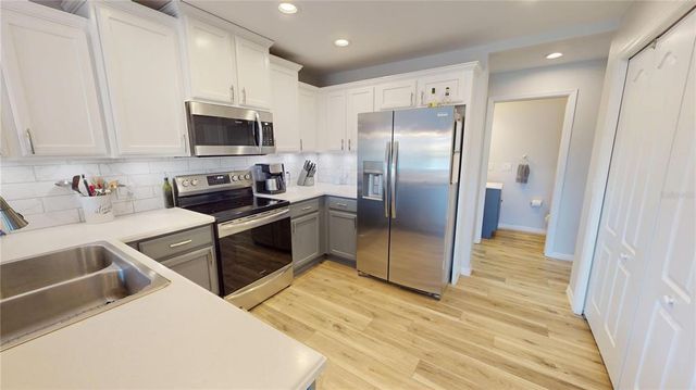 11750 TEMPEST HARBOR LOOP, Venice, FL 34292