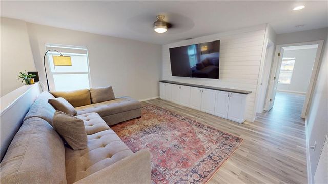 11750 TEMPEST HARBOR LOOP, Venice, FL 34292