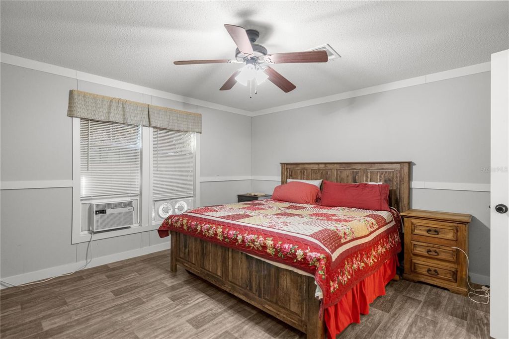 Image 14 of property listing at 4830 NE 121ST AVENUE, Bronson, FL 32621