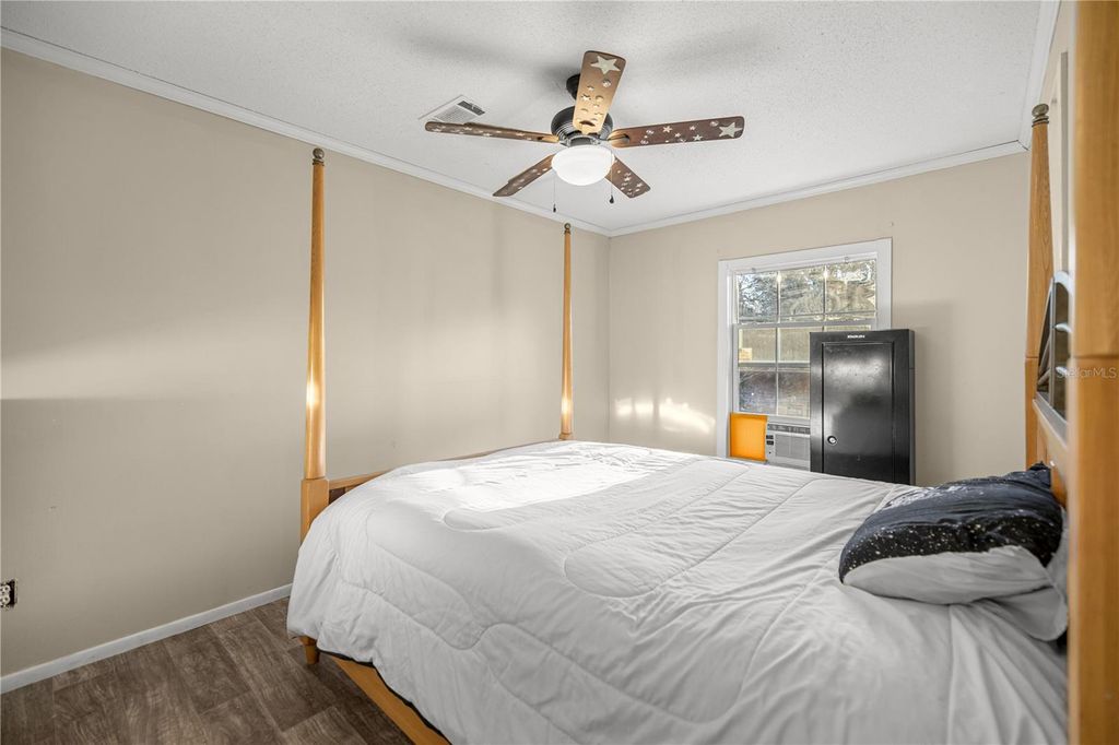 Image 20 of property listing at 4830 NE 121ST AVENUE, Bronson, FL 32621