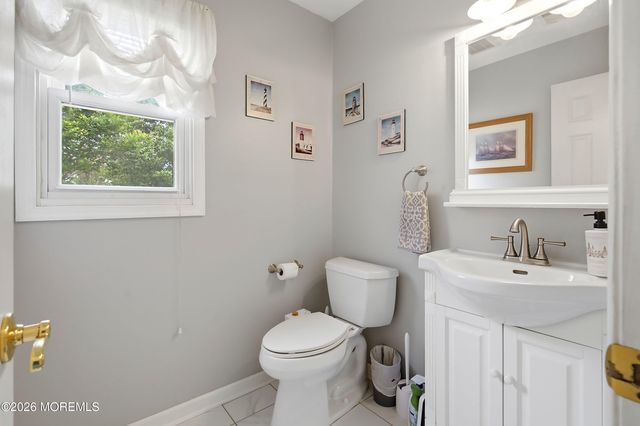 10 George Avenue, Monroe, NJ 08831
