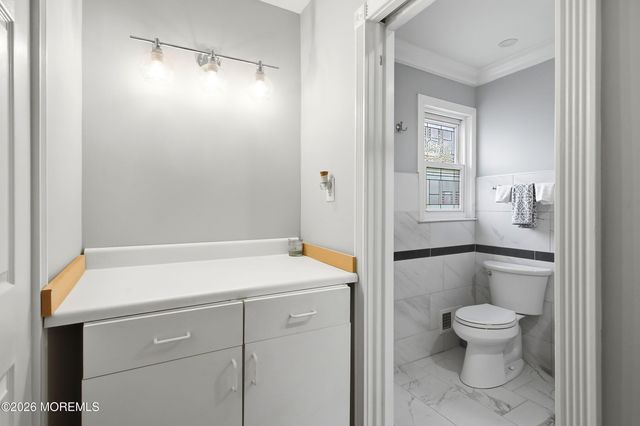10 George Avenue, Monroe, NJ 08831
