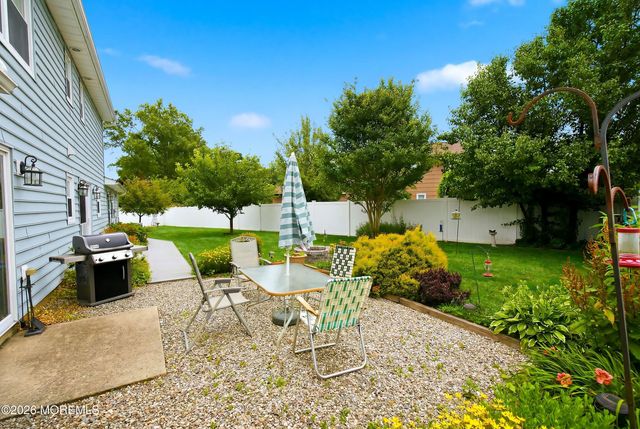 10 George Avenue, Monroe, NJ 08831
