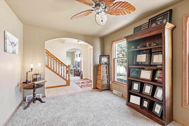 755 WEATHERSTONE DRIVE, Oshkosh, WI 54901