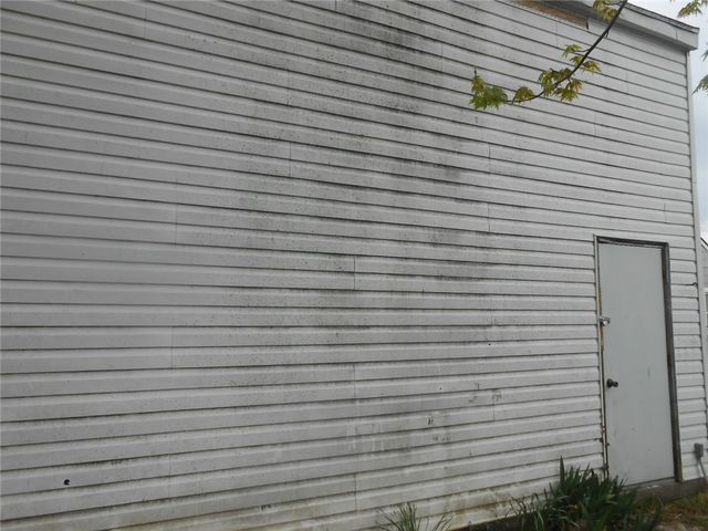 2055 Parkhill Drive, Dayton, OH 45406