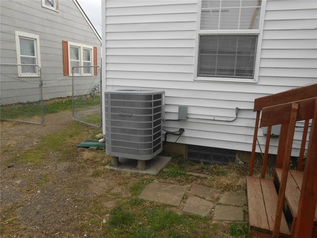 2055 Parkhill Drive, Dayton, OH 45406