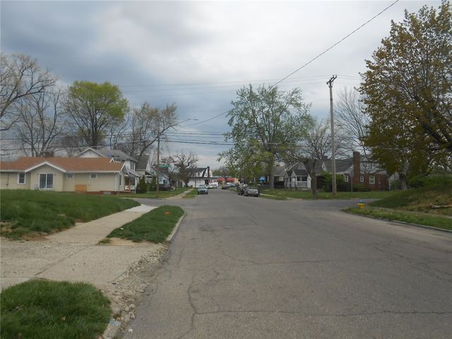2055 Parkhill Drive, Dayton, OH 45406