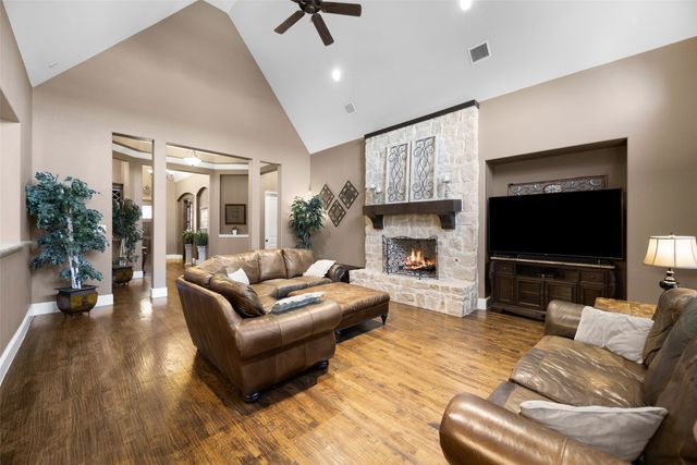 905 Cipriani Drive, Frisco, TX 75036