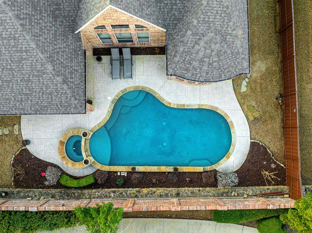 905 Cipriani Drive, Frisco, TX 75036