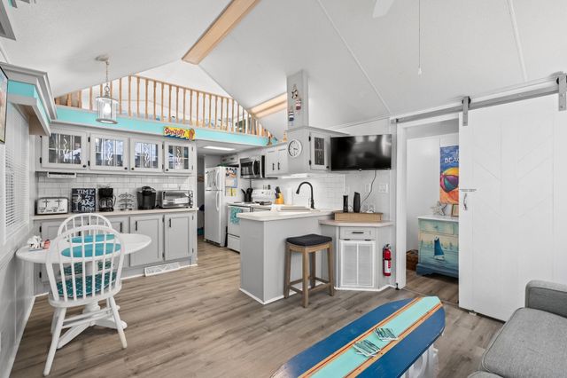 6001 - N-32 S Kings Hwy., Myrtle Beach, SC 29575