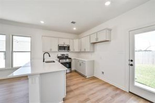 12963 Daniel Springs Lane, Magnolia, TX 77354