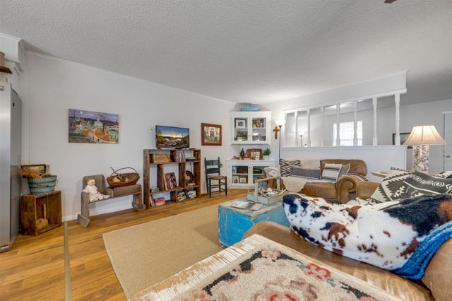 5730 E FM 323, Palestine, TX 75801