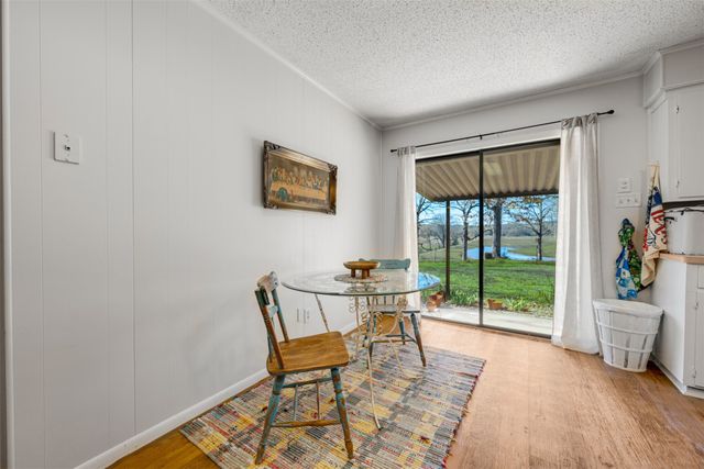 5730 E FM 323, Palestine, TX 75801