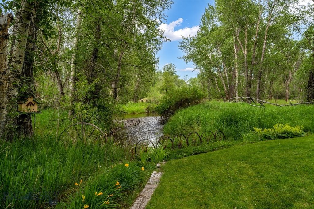 1983 Stagecoach Trail, Manhattan, MT 59741 photo 3