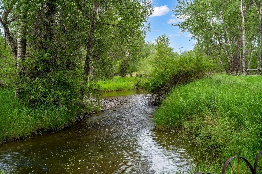 1983 Stagecoach Trail, Manhattan, MT 59741 photo 4