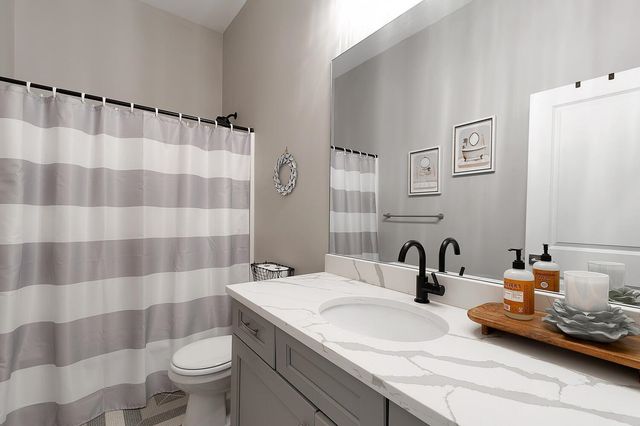 3515 S Lori St, Wichita, KS 67210