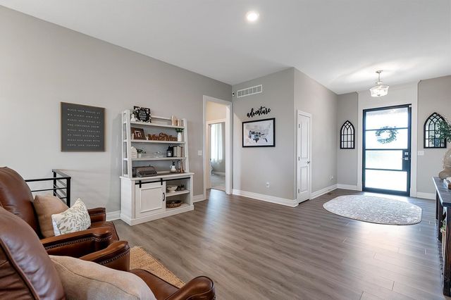 3515 S Lori St, Wichita, KS 67210