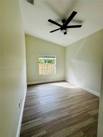 1012 NE 17th Ct 3, Fort Lauderdale, FL 33305