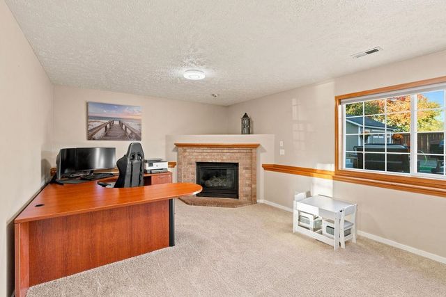 904 N Mitchell Ct, Liberty Lake, WA 99019