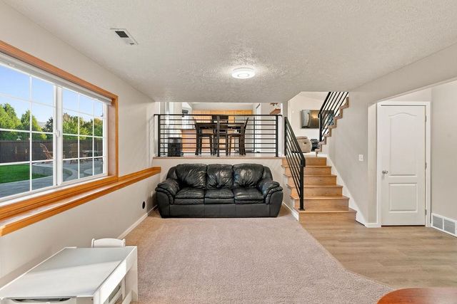904 N Mitchell Ct, Liberty Lake, WA 99019