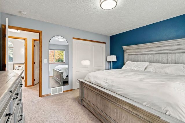 904 N Mitchell Ct, Liberty Lake, WA 99019