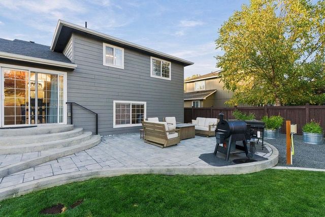 904 N Mitchell Ct, Liberty Lake, WA 99019
