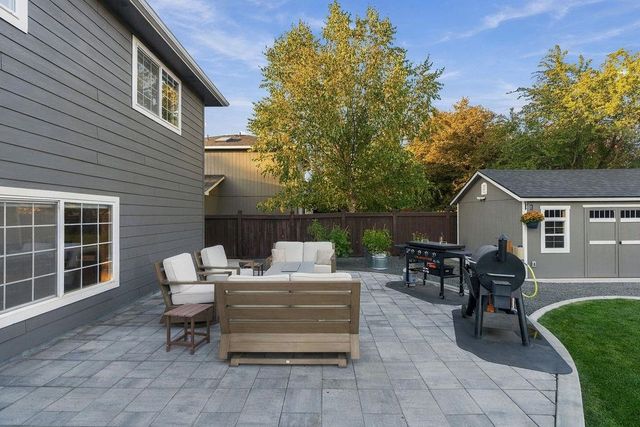 904 N Mitchell Ct, Liberty Lake, WA 99019