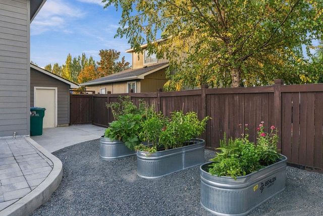 904 N Mitchell Ct, Liberty Lake, WA 99019