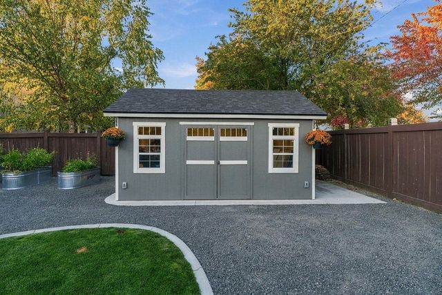 904 N Mitchell Ct, Liberty Lake, WA 99019