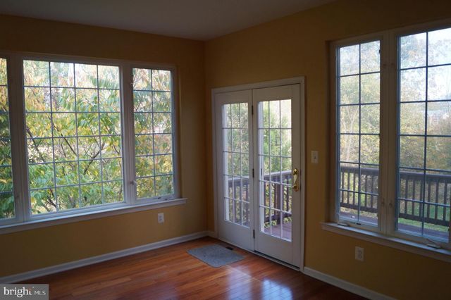 25575 AMERICA SQ, Chantilly, VA 20152