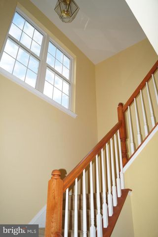 25575 AMERICA SQ, Chantilly, VA 20152