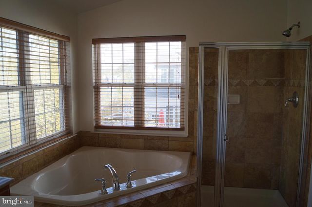 25575 AMERICA SQ, Chantilly, VA 20152