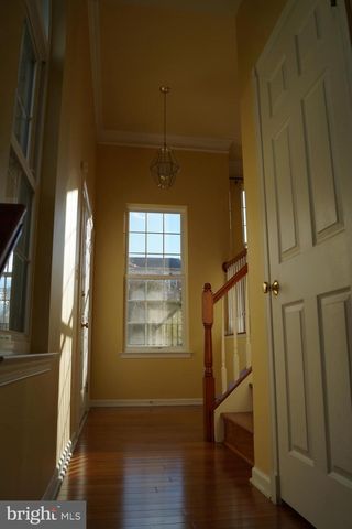 25575 AMERICA SQ, Chantilly, VA 20152